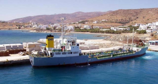 Χωρίς νερό κινδυνεύουν να μείνουν τα νησιά
