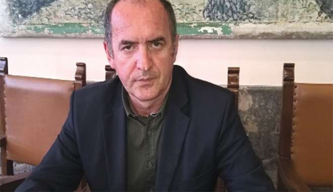 Εξετάσεις ενηλίκων για απόκτηση απολυτηρίου Δημοτικού Σχολείου στο 2ο Δημοτικό Σχολείο Ρόδου