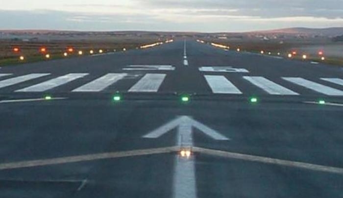 Αεροπορικές στα… κάγκελα για τα τέλη αεροδρομίων στην Ευρώπη