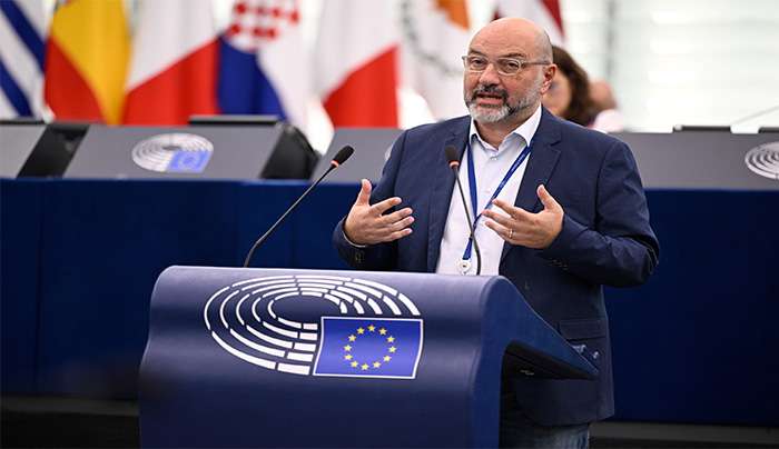 Σάκης Αρναουτογλου: Η Ιταλία πλήρωσε 577 εκατ. ευρώ από τον Ιούλιο – Γιατί οι Έλληνες αγρότες περιμένουν μέχρι Οκτώβριο και Νοέμβριο;