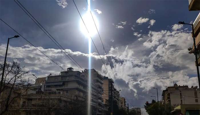 Καιρός σήμερα: Βροχές σε Ιόνιο και ηπειρωτικά, λίγα σύννεφα στην υπόλοιπη Ελλάδα – Αναλυτική πρόγνωση