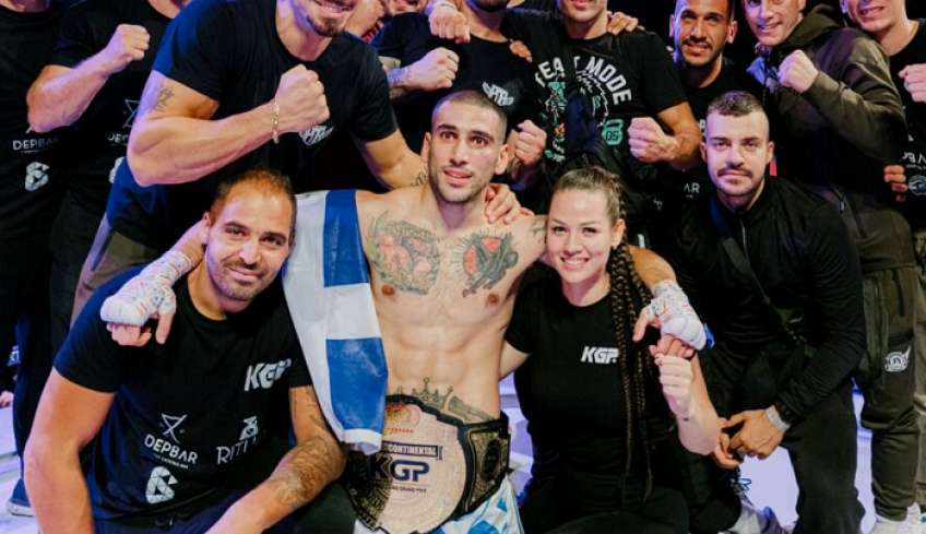 Νίκος Παπανικολάου, ο θριαμβευτής του GLORY Rivals στο Fightsports: «Ως Έλληνες είμαστε λαός μαχητών»