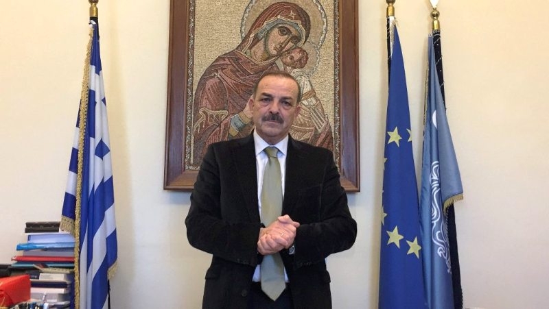 Χατζηδιάκος: Των φρονίμων τα παιδιά πριν πεινάσουν μαγειρεύουν (και γιατί δεν θα πάει στην Σύρο)