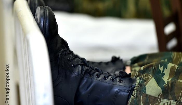 Προσφυγή γονέων στρατιωτών στη δικαιοσύνη για την εμπλοκή των ΕΔ στα hotspot