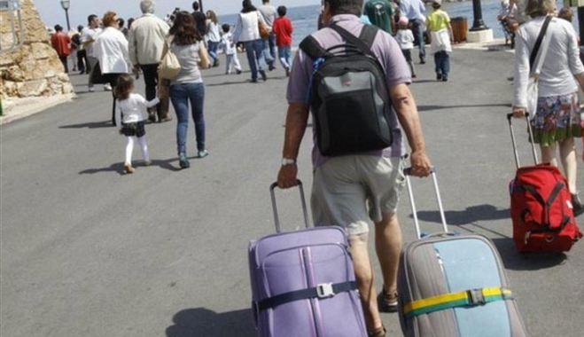 Ξαναμοιράζεται η τουριστική τράπουλα μετά το πραξικόπημα-Πλήγμα για τα νησιά του Αιγαίου