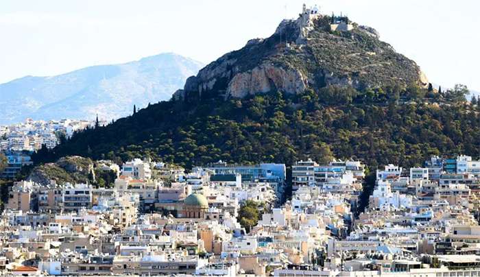 Airbnb: Τι αλλάζει στο πλαίσιο λειτουργίας τους - Νοµοθετικές παρεµβάσεις στους γεωγραφικούς περιορισµούς για νέες εγγραφές
