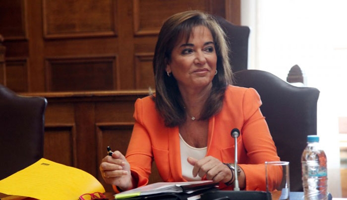 Η Ντόρα ψάχνει και ψάχνεται: Η χώρα χρειάζεται μια ισχυρή κεντροδεξιά
