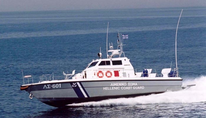 Δεκάδες μετανάστες εντοπίστηκαν στα παράλια του Ιονίου