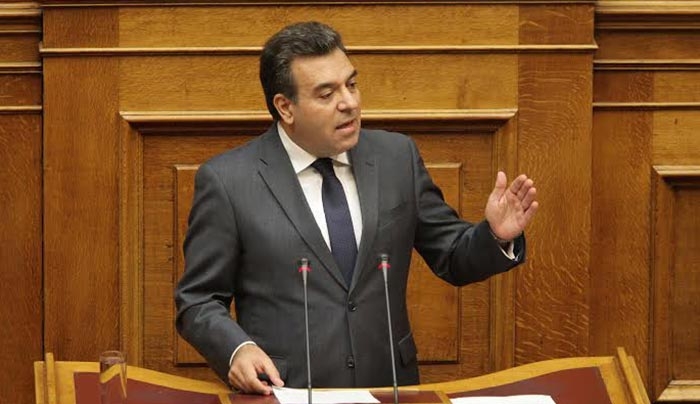 Μ. ΚΟΝΣΟΛΑΣ: «Η Ρόδος δεν έχει την πολυτέλεια να διώχνει τα κρουαζιερόπλοια. Να παραταθεί το ωράριο λειτουργίας της πλοηγικής υπηρεσίας»