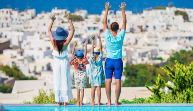 Ανοίγει αύριο το πρόγραμμα «Τουρισμός για όλους 2025» - Τα ποσά και οι δικαιούχοι