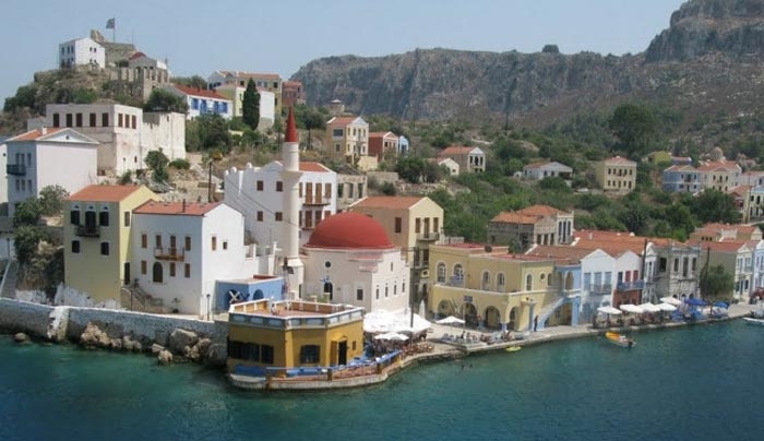 Ενισχύονται τα ιατρεία της «άγονης» γραμμής από το υπ. Υγείας