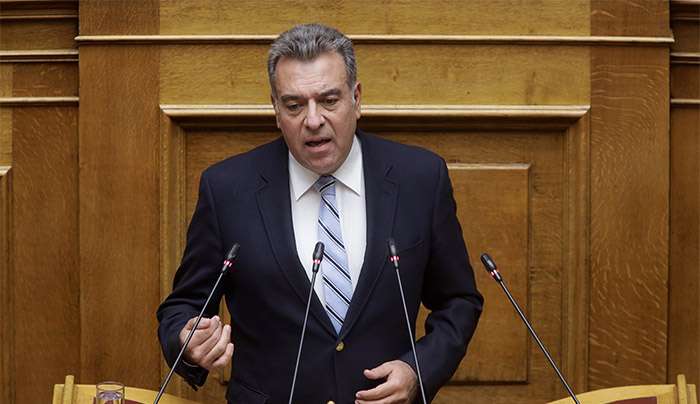 «Νέα και τολμηρή ρύθμιση για τα δάνεια σε ελβετικό φράγκο ζητά ο Μάνος Κόνσολας καταθέτοντας και σχετικές προτάσεις»