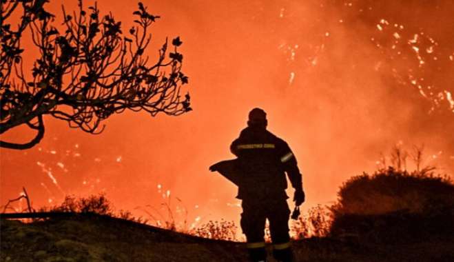 Σε πορτοκαλί συναγερμό για εκδήλωση πυρκαγιάς σήμερα δέκα περιφέρειες της χώρας