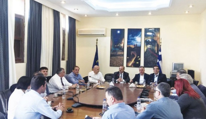 Δήμαρχοι Δωδεκανήσου: «Το μεταφορικό ισοδύναμο, όπως το φέρνουν, είναι μια κοροϊδία»!