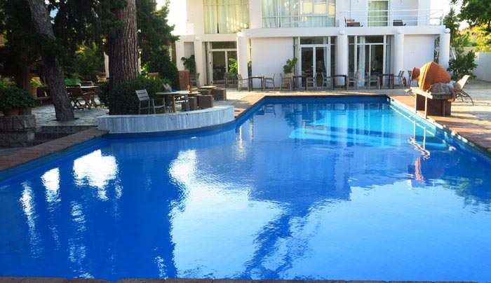 «Βουλιάζουν» τα νησιά του Αιγαίου από Τούρκους που αφήνουν έως και 250 ευρώ το άτομο