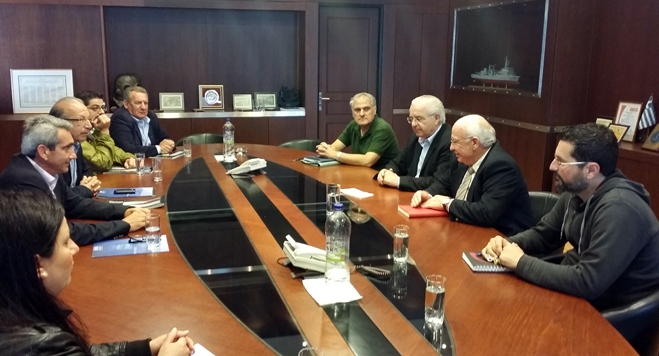 Επίσκεψη του Γιώργου Χατζημάρκου στο Νεώριο Σύρου