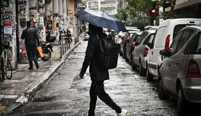 Καιρός σήμερα: Σύννεφα σε όλη τη χώρα και βροχές στα δυτικά και το Αιγαίο – Στους 19 βαθμούς η θερμοκρασία