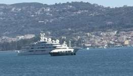 Στην Ελλάδα η βασίλισσα της Σαουδικής Αραβίας- Κρουαζιέρα με εντυπωσιακές θαλαμηγούς σε Αιγαίο και Ιόνιο (pics + vid)