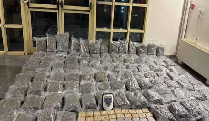 Εντοπισμός και κατάσχεση ναρκωτικών ουσιών αξίας 900.000 € και σύλληψη 2 ατόμων στην Πάτρα και την Αθήνα
