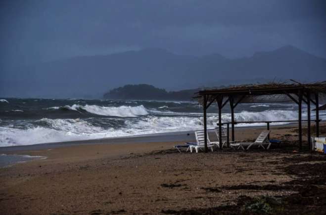 Καιρός αύριο: Πτώση της θερμοκρασίας και ισχυροί άνεμοι το Σάββατο