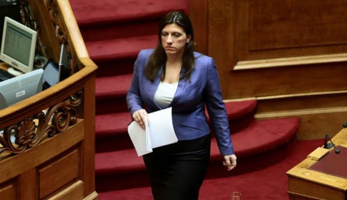 Την απόσυρση τριών τροπολογιών ζήτησε η Ζωή Κωνσταντοπούλου
