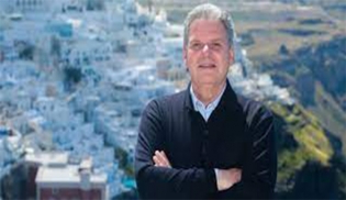 Ο κύριος Χατζημάρκος έχει πάρει διαζύγιο από την κοινωνία και τα προβλήματα της