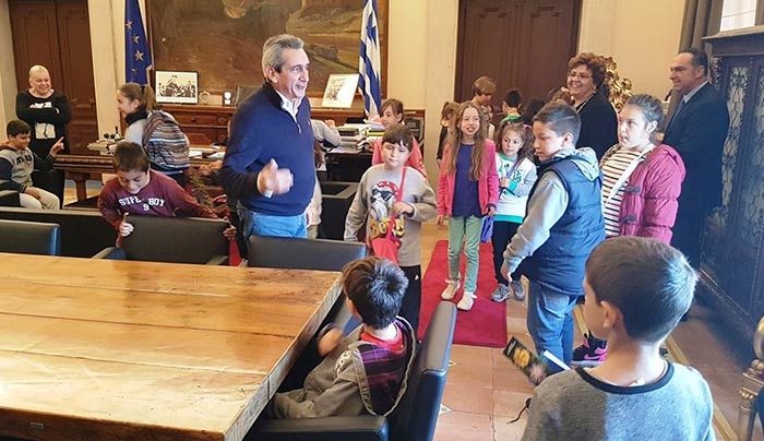Γέμισε η Περιφέρεια παιδιά! (ΦΩΤΌ)