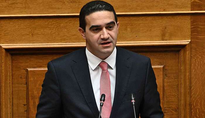 Η ΝΔ ρίχνει τον κ. Κ. Καραμανλή ‘’στα μαλακά’’- την αφήνουμε στην κρίση του ελληνικού λαού