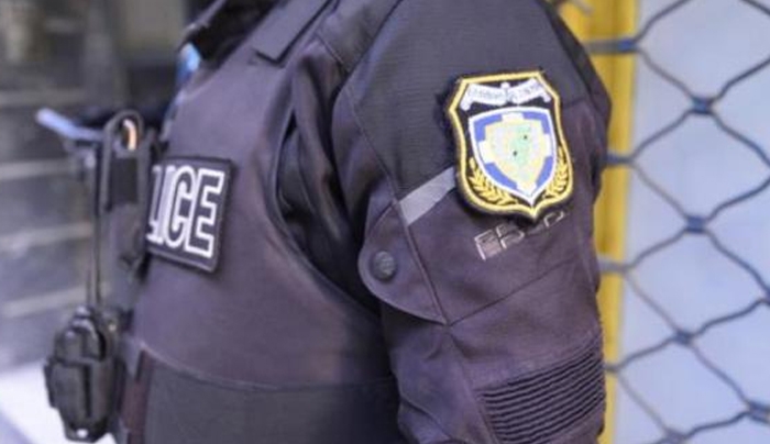Νεκρός ο αστυνομικός που αυτοπυροβολήθηκε – Τα σενάρια που ερευνά η αστυνομία - ΒΙΝΤΕΟ