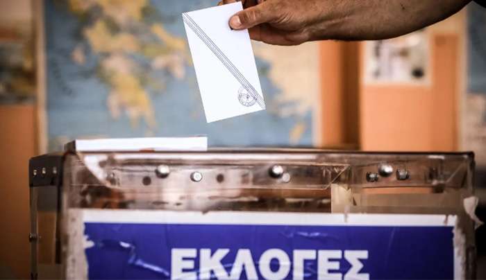 Δημοσκόπηση Interview: Προβάδισμα 10 μονάδων για τη ΝΔ - Δεύτερο κόμμα η Πλεύση Ελευθερίας