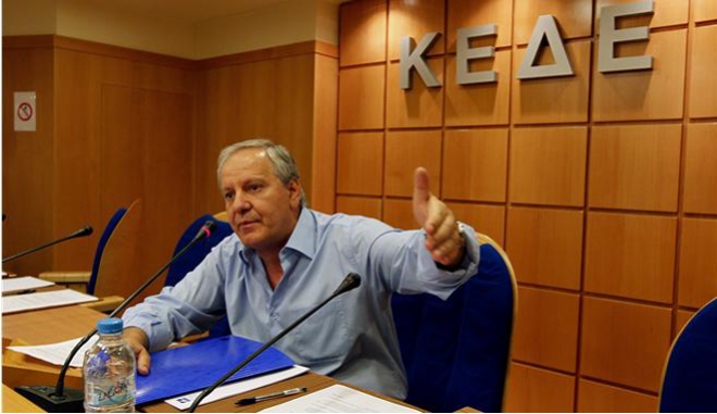 Τη συνδρομή της (ΚΕΔΕ) για την ενίσχυση του προγράμματος «Γαλάζιες Σημαίες», ζήτησε με επιστολή του προς τον πρόεδρο της ΚΕΔΕ κ. Κ. Ασκούνη, ζήτησε ο Α. Λιάσκος