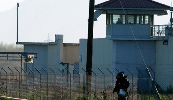 Τρίκαλα: Εγκληματικές οργανώσεις υπό την προστασία αστυνομικού - 21 συλλήψεις και συνεχείς αποκαλύψεις!