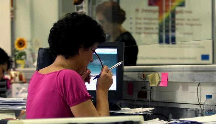 Πόρισμα-Καταπέλτης: ΠΩΣ ΤΟ ΚΥΚΛΩΜΑ ΤΗΣ ΑΡΤΑΣ «ΔΙΟΡΙΣΕ» 2.000 ΥΠΑΛΛΗΛΟΥΣ