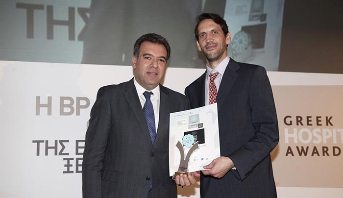 ΜΑΝΟΣ ΚΟΝΣΟΛΑΣ: «Η εξωστρέφεια και η δημιουργικότητα των επιχειρηματιών του τουρισμού αποτελούν την πρώτη ύλη της επιτυχίας»