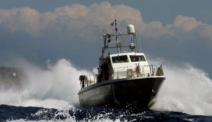 Ακυβέρνητο σκάφος κοντά στην Κάλυμνο