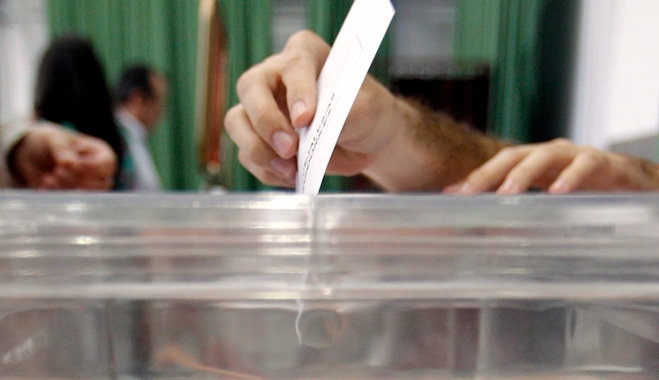 Νέα δημοσκόπηση: Προβάδισμα ΣΥΡΙΖΑ έναντι της ΝΔ με 4,8%