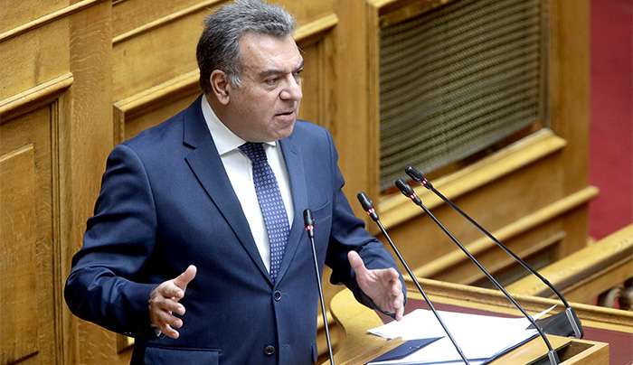ΜΑΝΟΣ ΚΟΝΣΟΛΑΣ: «Ενισχύονται οι τομείς του ΕΚΑΒ στα Δωδεκάνησα με νέο μόνιμο προσωπικό και νέα ασθενοφόρα και οχήματα»