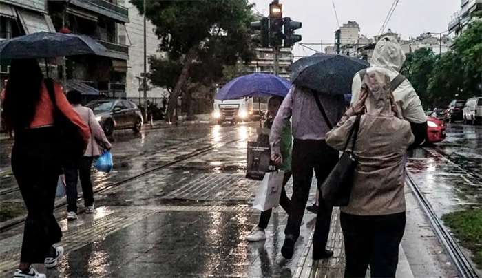 Καιρός σήμερα: Βροχερό το σκηνικό σε όλη τη χώρα – Καταιγίδες, χιόνια και θερμοκρασία που θα φτάσει τους 19 βαθμούς Κελσίου
