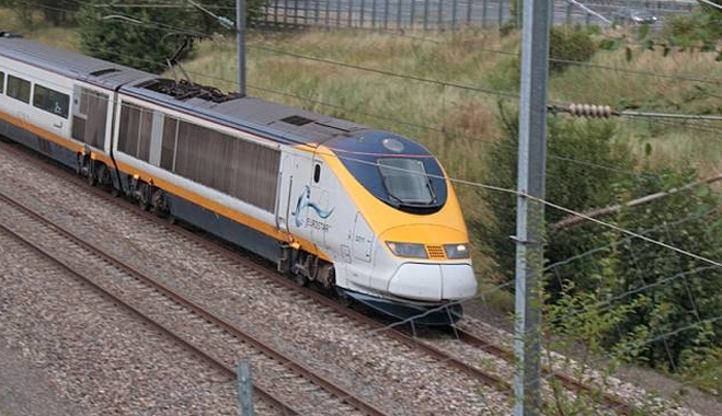 Σε τρένα της Eurostar πέρασαν τη νύχτα εκατοντάδες επιβάτες