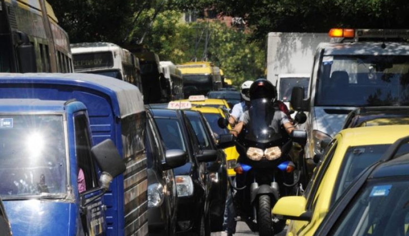 Δίπλωμα οδήγησης: Από διαφορετικές πόλεις εξεταστής και εξεταζόμενος – Αλλάζουν όλα στις εξετάσεις