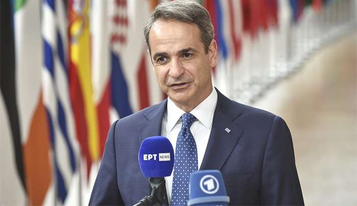 Αυστηρά μηνύματα Μητσοτάκη σε Σαμαρά και "ακραίες φωνές": Η απόφαση της ΕΕ για το μεταναστευτικό εξυπηρετεί την Ελλάδα - Το ότι συζητάμε με την Τουρκία δεν σημαίνει ότι συμφωνούμε - Δεν ξεπουλάμε τίποτα