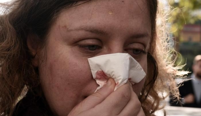 Χρυσαυγίτες χτύπησαν γυναίκες δικηγόρους έξω από το Εφετείο