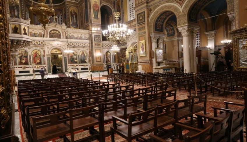 Θεοφάνια : Ο αγιασμός… ξεχειλίζει το ποτήρι της οργής για τους ιερείς