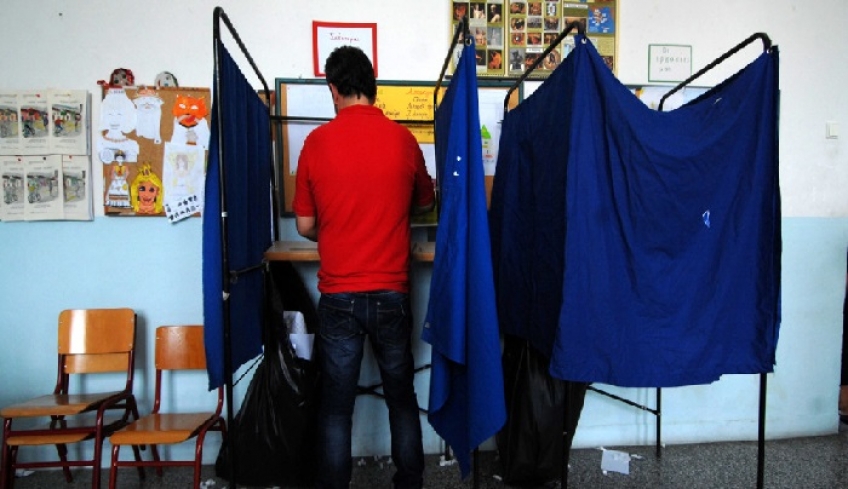 Αλλαγές στις εκλογές: Δύο κάλπες σε κάθε εκλογικό τμήμα – Υποψήφιοι ευρωβουλευτές και οι βουλευτές