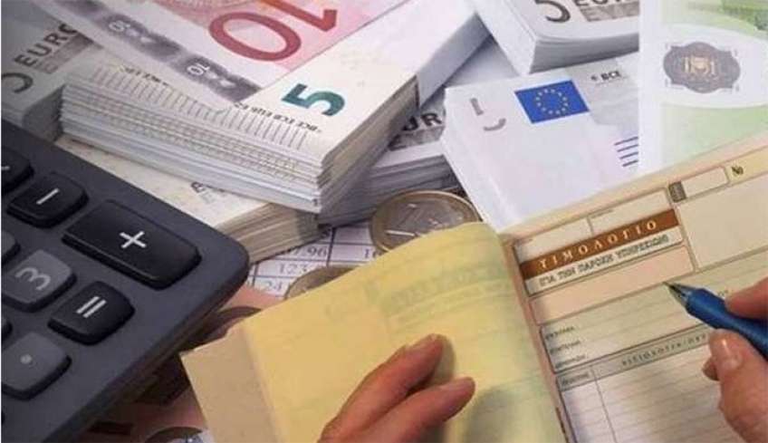 Τέλος επιτηδεύματος: Ποιοι θα το πληρώσουν και το 2025