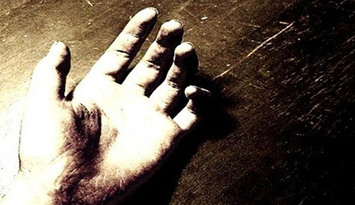 Σοκ στην Καλλιθέα - Πήγε να επιδώσει έγγραφο και βρήκε πτώμα σε ψυγειοκαταψύκτη