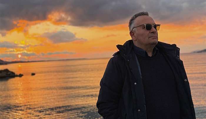 Μιχάλης Καντζόγλου: Ο Λευτέρης και η κοινωνία, μέσα σε ένα λουτρό αρρωστημένων λέξεων ;