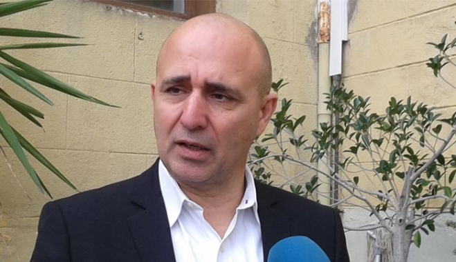 Πρωτοβουλία Δημάρχου Λέρου για τη μη μετατροπή των 5 νησιών σε κέντρα κράτησης