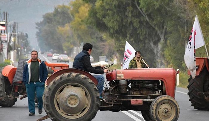 Παρέμβαση Εισαγγελέως του Αρείου Πάγου για να ανοίξουν τα αγροτικά μπλόκα