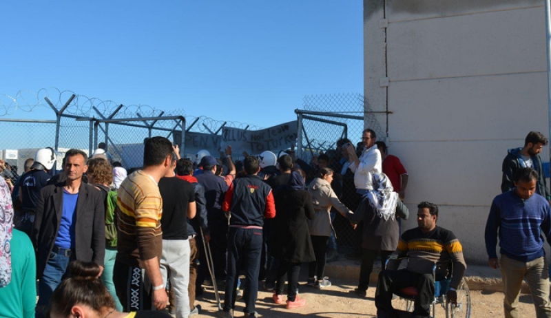 Περιφερειάρχης Βορείου Αιγαίου: 13.500 μετανάστες στα νησιά -Δομές για 5.500 άτομα